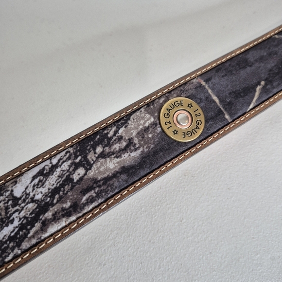 Nocona Mens Mossy Oak 12 Gauge Shotgun Shell Concho Brown Leather Belt - Size 42 - Picture 8 of 11